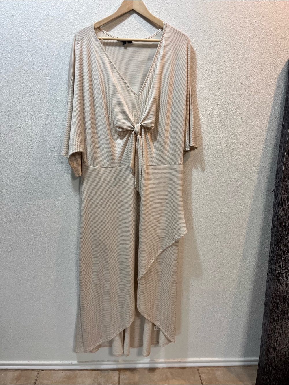ANDREE BY UNIT Beige Tie-Front Asymmetrical Midi Dress